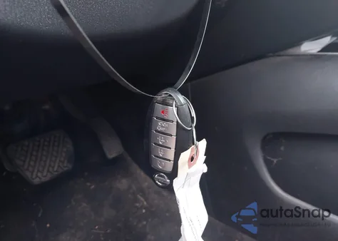 2014 Nissan Pathfinder Platinum z USA, uszkodzony, nr VIN 5N1AR2MM9EC602965